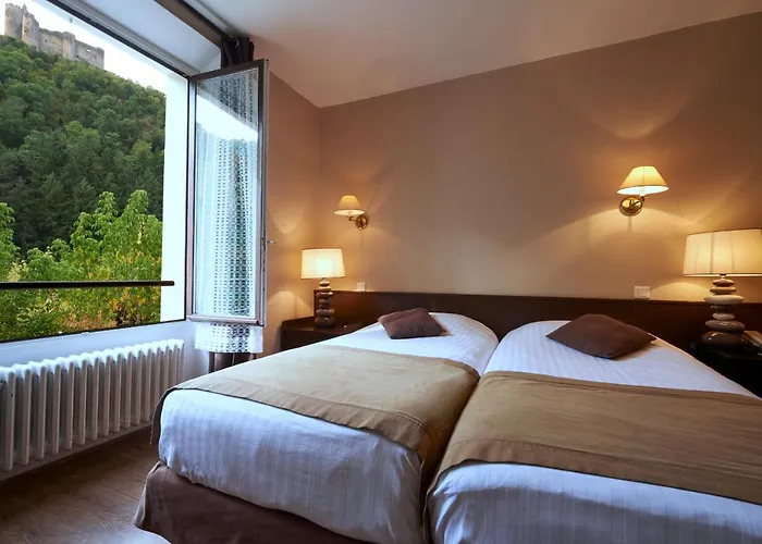 Logis Hotel Le Belle Rive